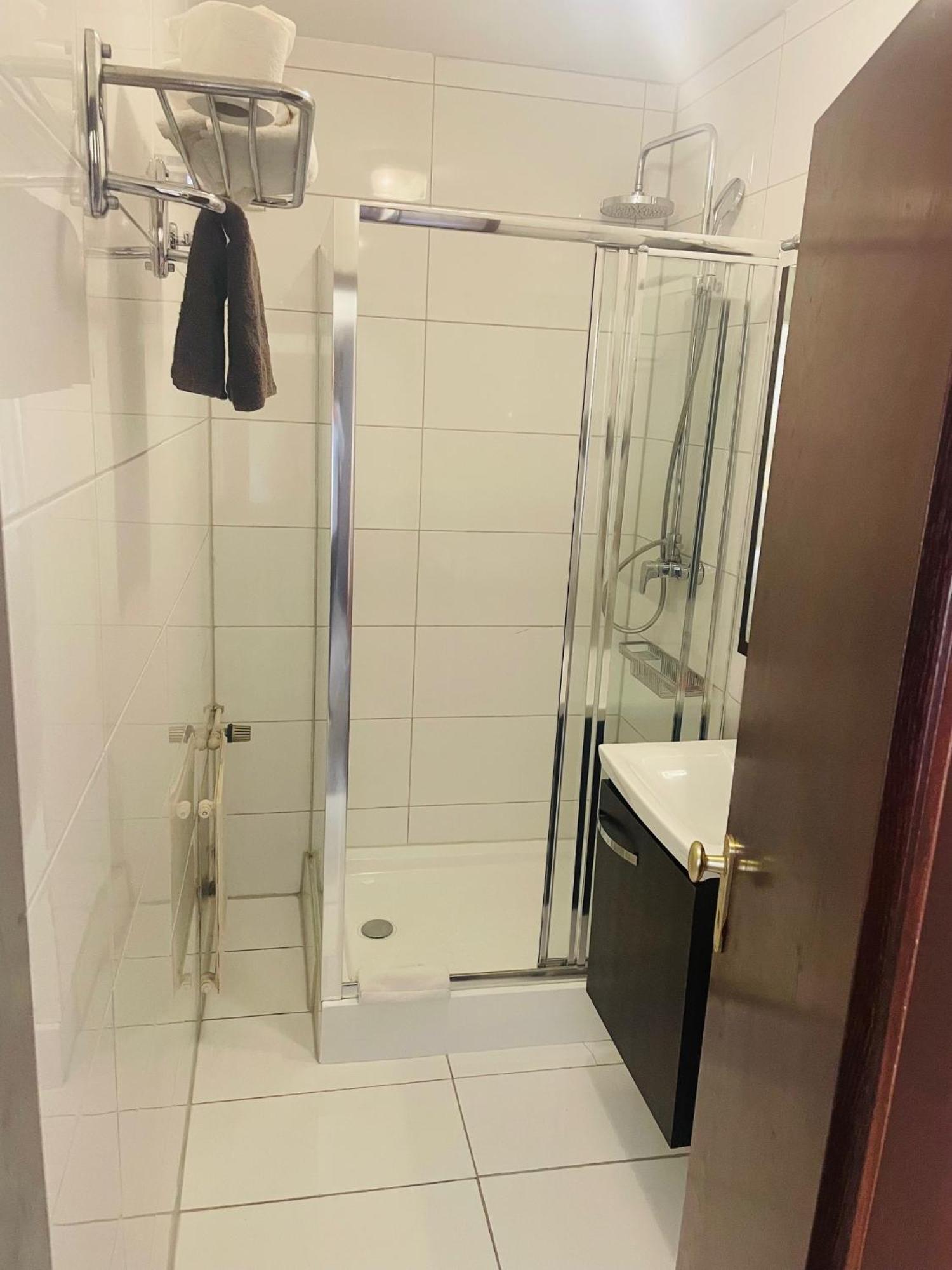 לאוטרבאך Hotel Stern מראה חיצוני תמונה