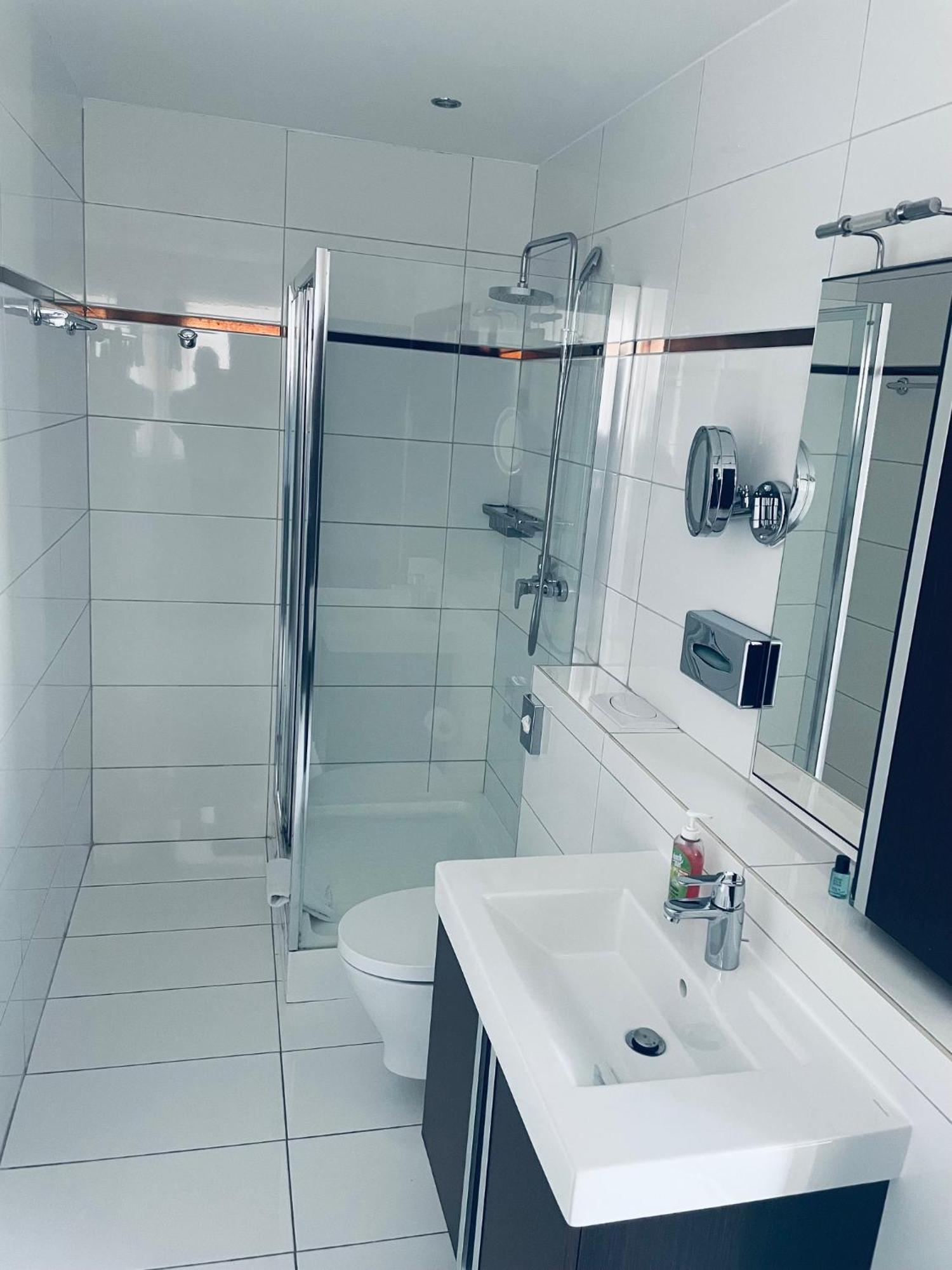 לאוטרבאך Hotel Stern מראה חיצוני תמונה