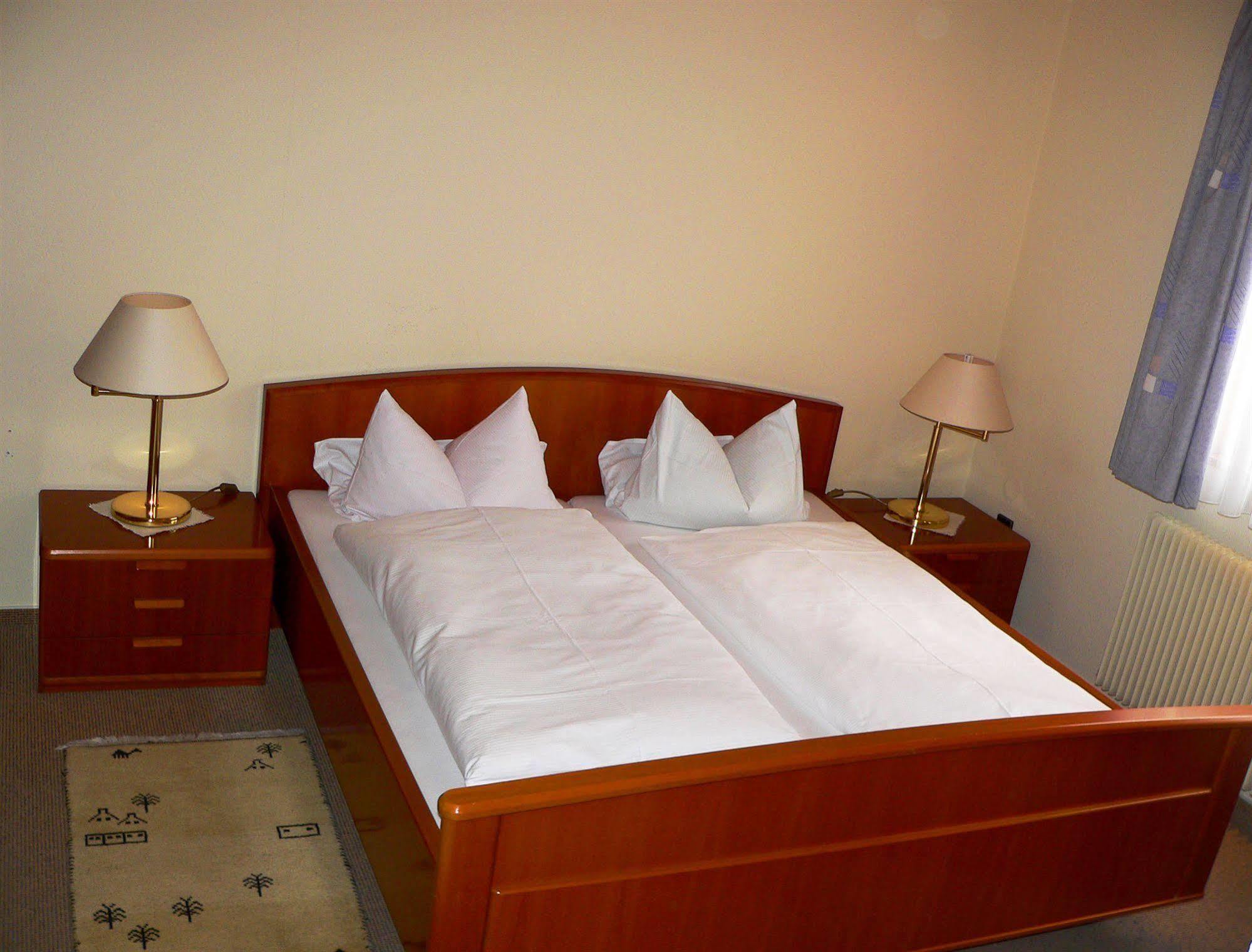 לאוטרבאך Hotel Stern מראה חיצוני תמונה