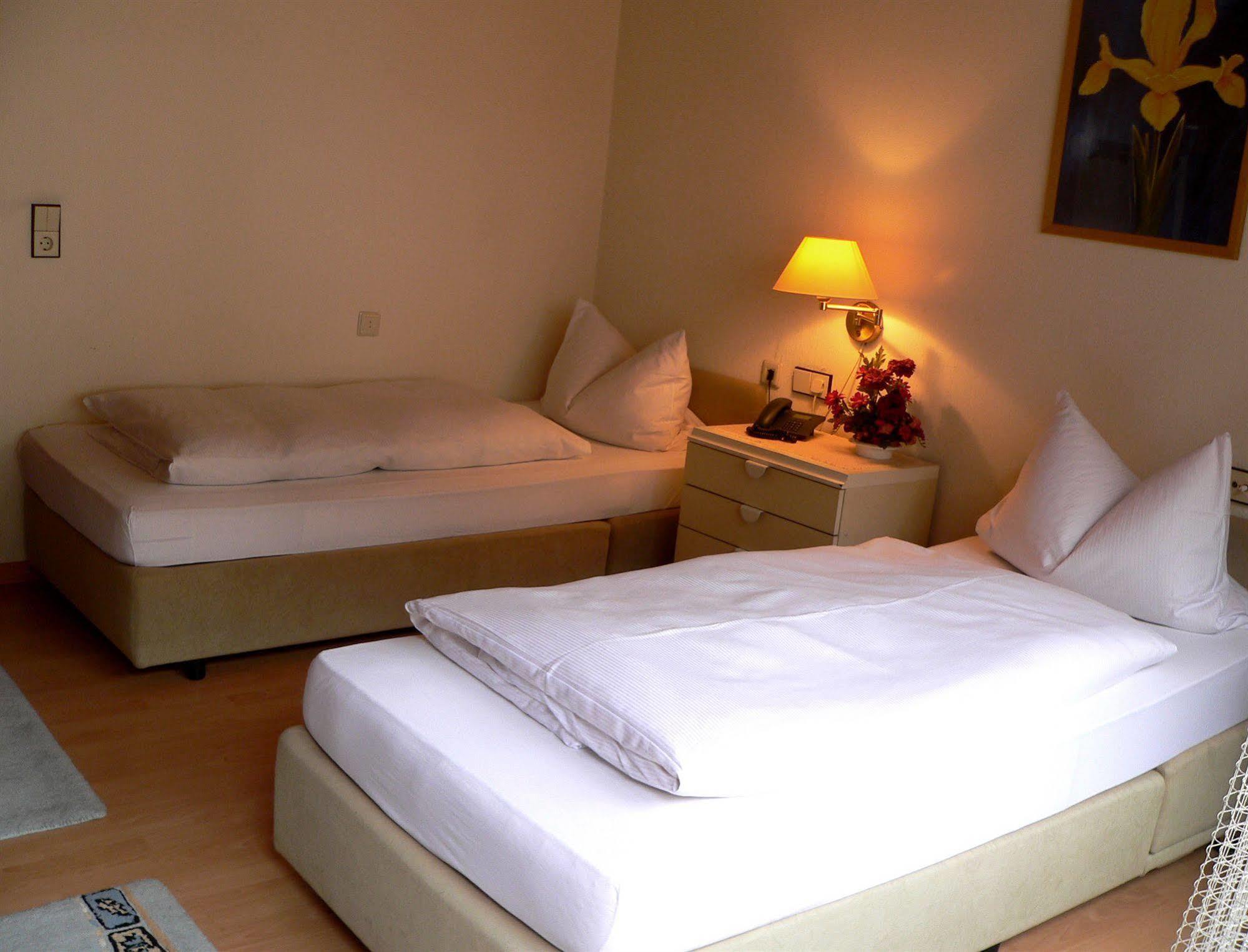 לאוטרבאך Hotel Stern מראה חיצוני תמונה