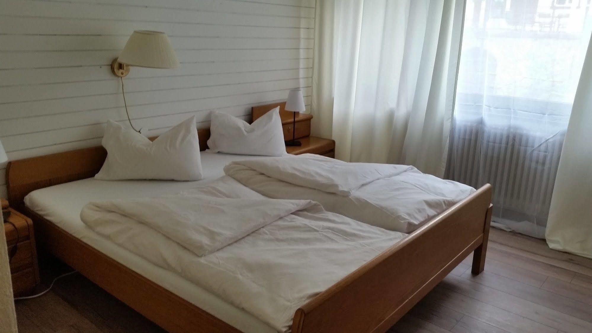 לאוטרבאך Hotel Stern מראה חיצוני תמונה