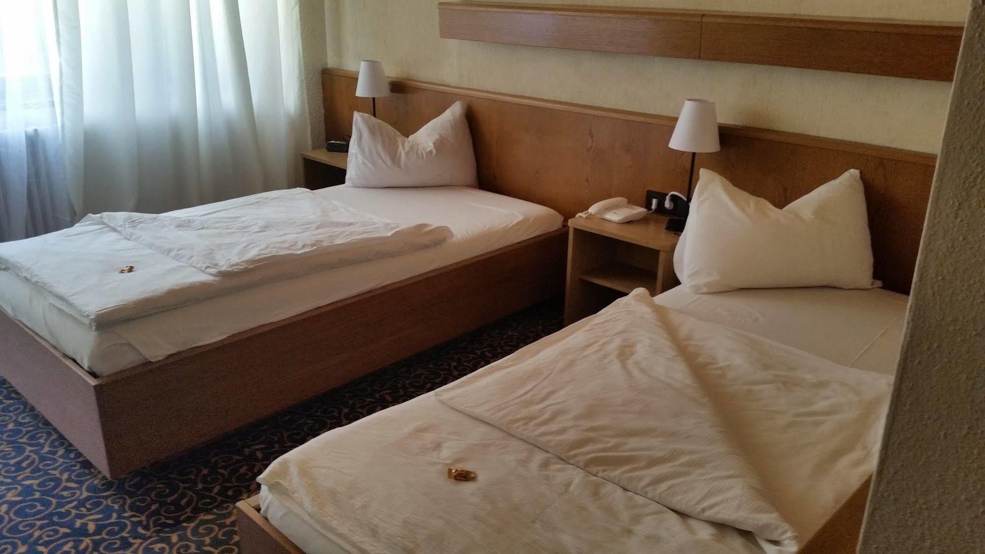 לאוטרבאך Hotel Stern מראה חיצוני תמונה